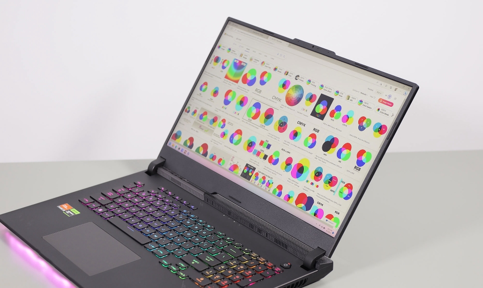 نمایشگر لپ تاپ ROG Strix Scar 17 G733PY