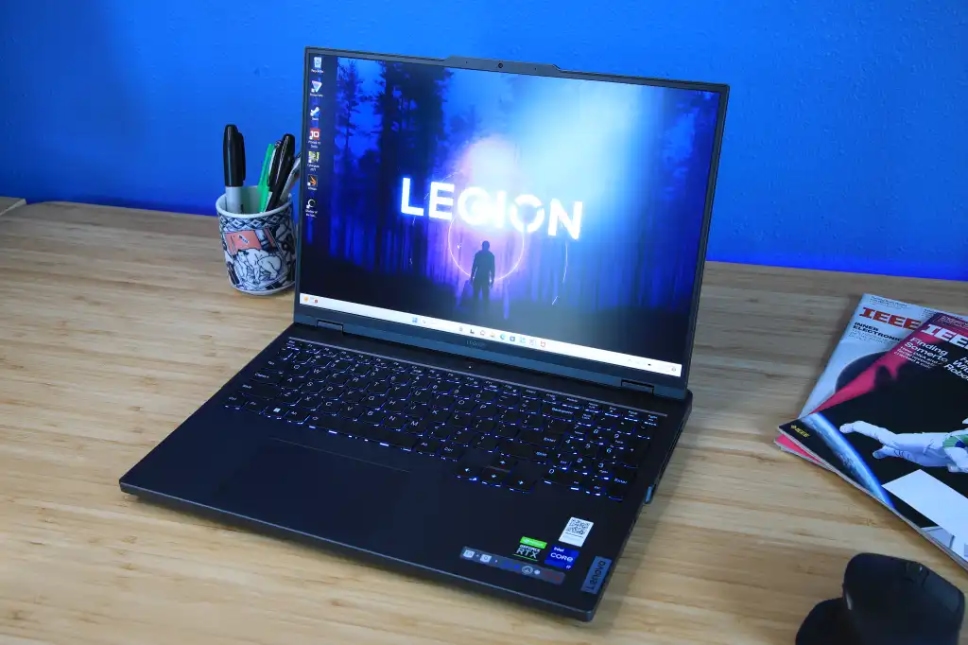 لپ تاپ لنوو Legion Pro 5 16IRX8