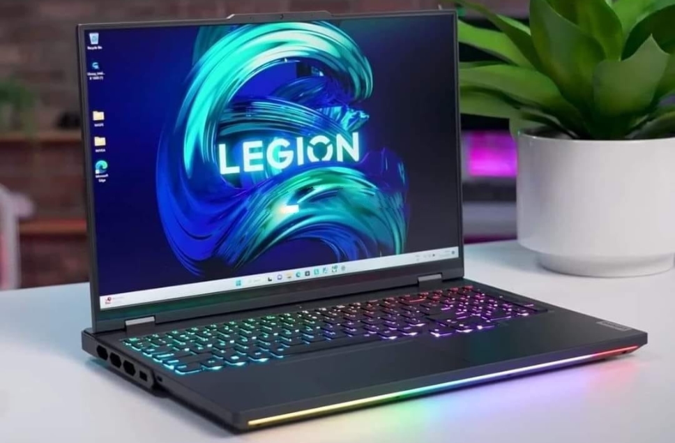 نمایشگر لپ تاپ لنوو Legion Pro 7 2024